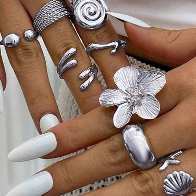 SHEIN 8 Pieces/Set Vintage Smooth Vegan Ring Fashion Ring Bohemian Starfish Personalized Ring