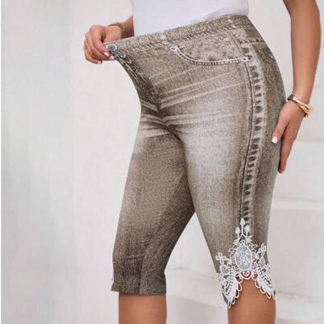 SHEIN Plus Size Women Contrast Lace Denim Effect Print Capri Leggings