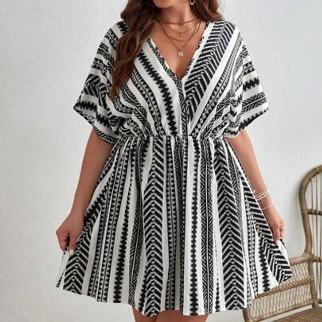 SHEIN Plus V-Neck Geo Print Batwing Sleeve Summer Dress