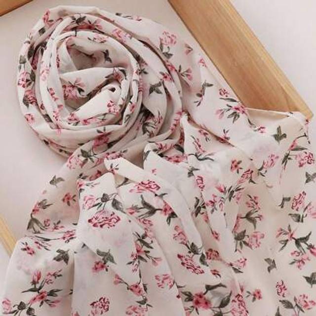 SHEIN 1pc Women Chiffon Hijab Floral Printed Scarves Women Headscarves Winter Fall Abaya Accessories Valentine&#39;s Day Valentines Veiled Clothes
