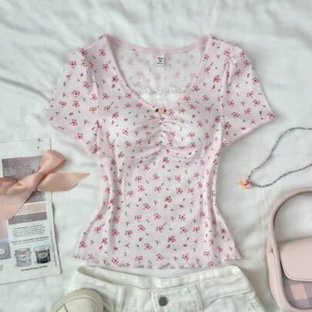 SHEIN Teen Girl Summer Sunshine Sweet Contrast Lace Ruffle Bow Ditsy Floral Rose Print Short Sleeve T-Shirt, Cute Top