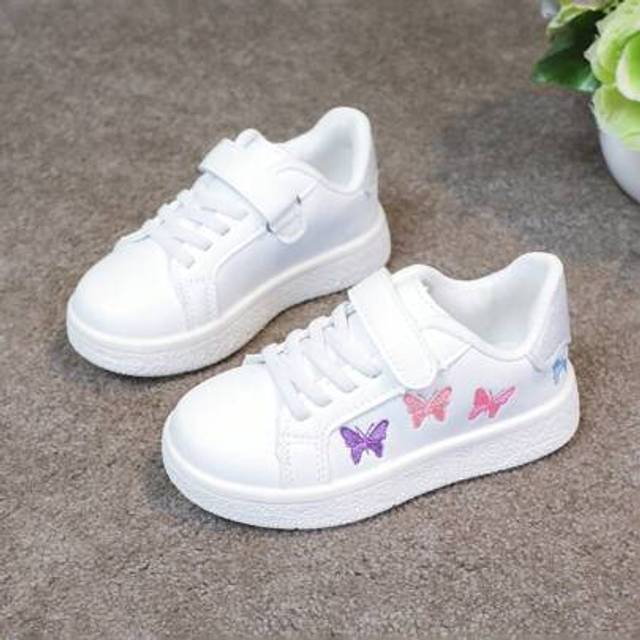 SHEIN 1 Pair Unisex Kids Casual Cartoon Butterfly Embroidery Hook And Loop Flat Breathable Sneakers, Campus Style Student Shoes