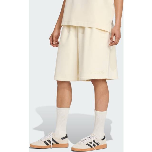 Essentials Linear Shorts Oversized - Cream White - 2XS