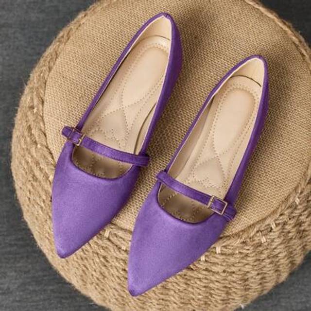 SHEIN 1 Pair Women Flat Pointed Toe Slip-On Soft Leather Work Shoes, Versatile Ballet Flats, Comfortable Commuting Dress Shoes