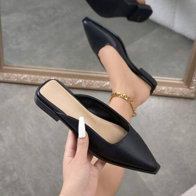SHEIN Women Fashion Flat Shoes, Mules Slip-On Backless Slides, Suitable For All Seasons