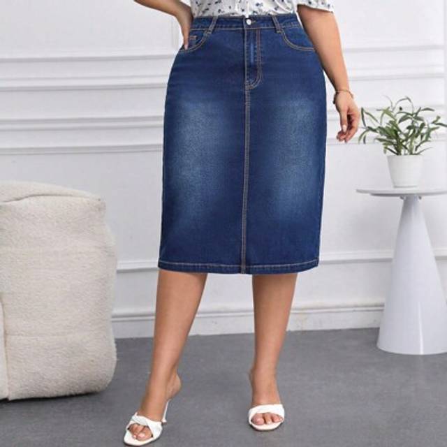SHEIN Plus Size Women&#39;s Stretchy Denim Straight Skirt