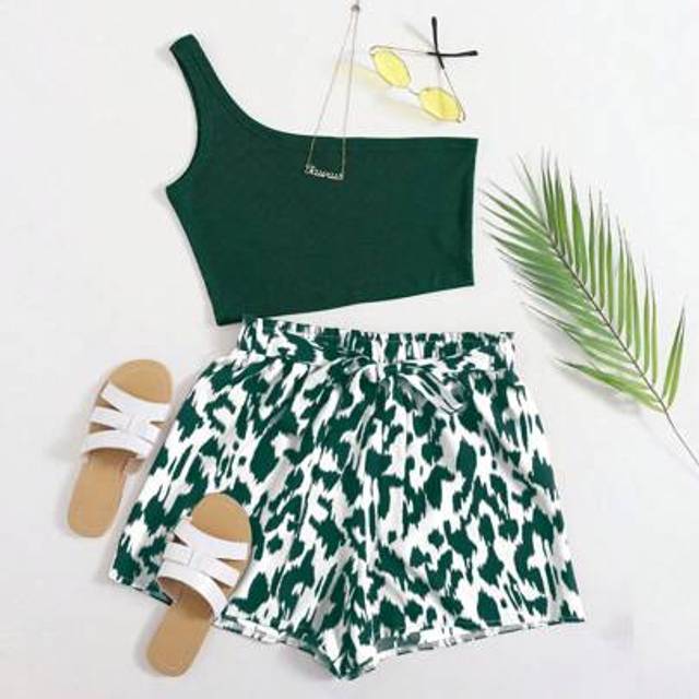 SHEIN Plus Size Green Two Pieces Set: One Shoulder Top And Abstract Print Shorts,Holiday Outfits