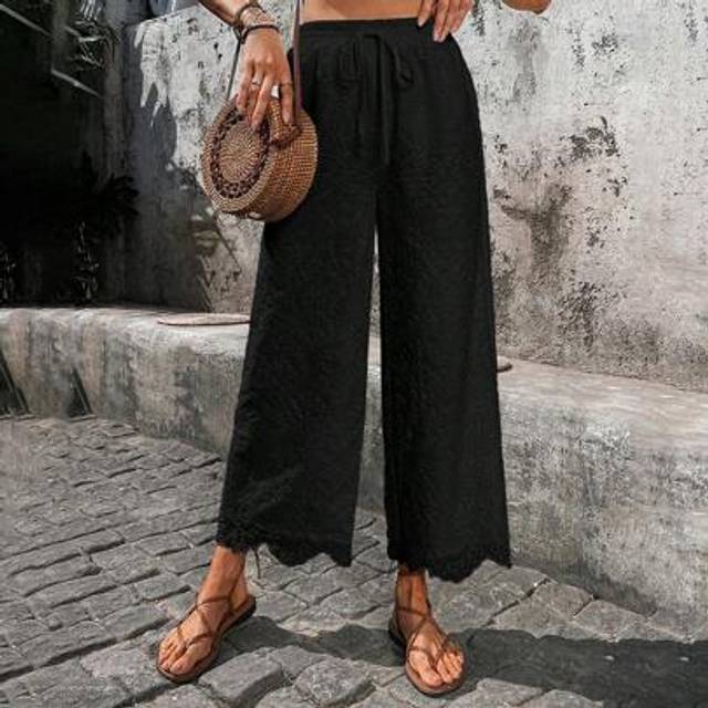 Luneh Women&#39;s Casual Eyelet Embroidery 3/4 Pants, Vacation & Outdoor