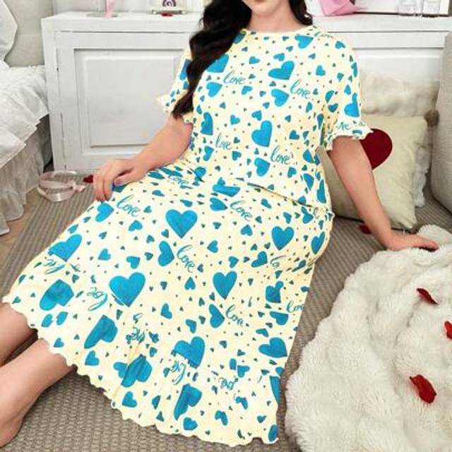 SHEIN Plus Size Short Sleeve Heart Print Ruffled Hem Long Nightgown