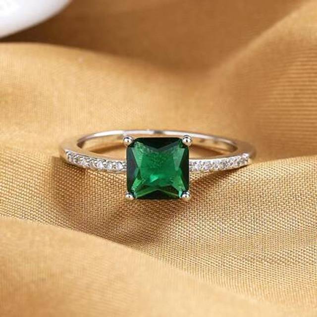 SHEIN 1pc Stainless Steel Vintage Emerald Square CZ Ring, Minimalist European & American Style