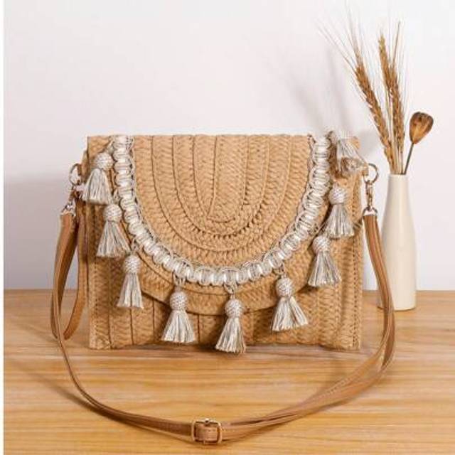 SHEIN Summer Leisure Fashion Straw Bag, Tassel Decorative Shoulder Bag, Leisure Beach Bag, Holiday Essentials, Suitable For Beach Travel, Shopping And Commu
