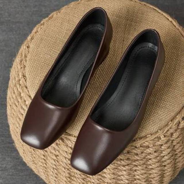 SHEIN Women&#39;s Square Toe 3cm Chunky Heel Pumps, Suitable For Work, Commute, Gatherings, Retro Mocha Brown Fashionable And Versatile Casual Slip-On Shoes