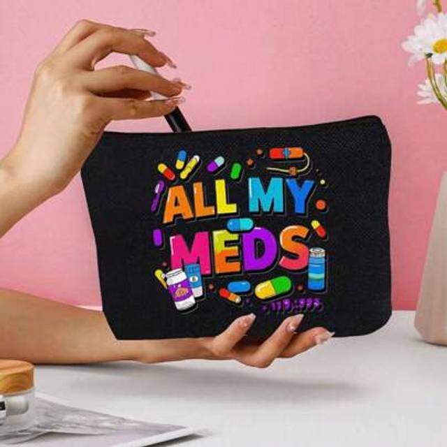 SHEIN Outdoor Travel Offices Carry Small-Capacity First-Aid Kits, Portable Medicine Boxes, First-Aid Kits And Pill Packaging Containers.