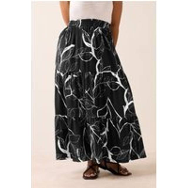 Yours Curve Black Leaf Print Tiered Maxi Skirt, Women's Curve & Plus Size, Yours - 14