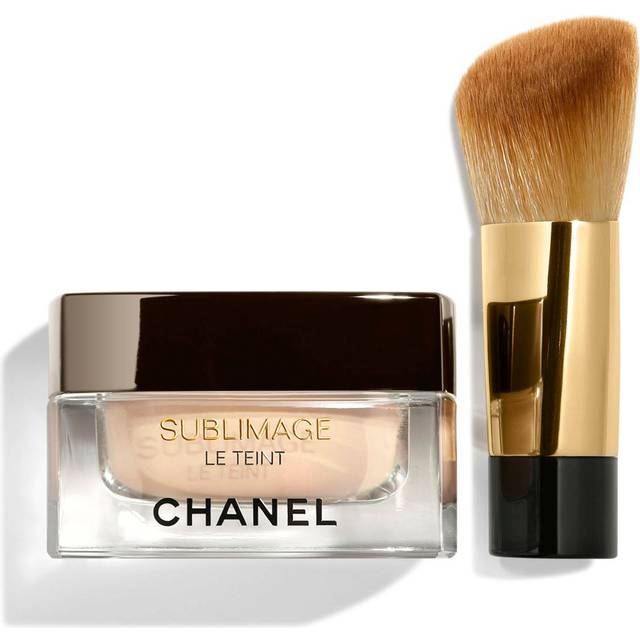 Chanel Sublimage Le Teint Velvet Ultimate Radiance-Generating Cream Foundation #20 Beige