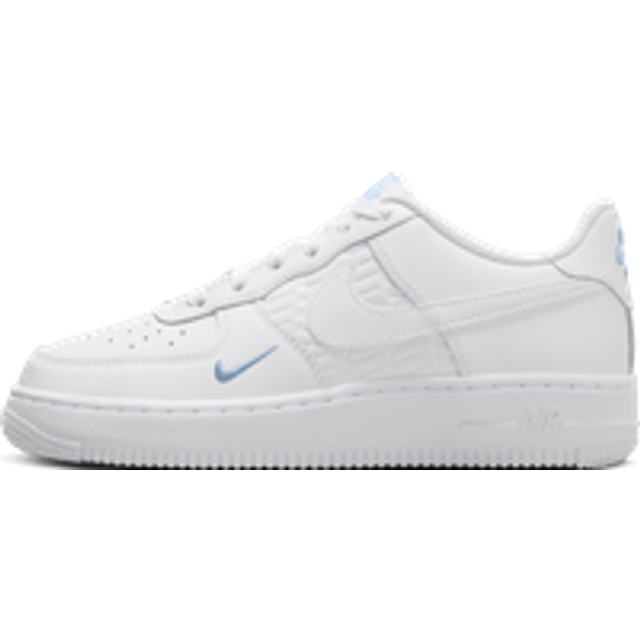 Nike Air Force 1 Older Kids' Shoes - White - 6 (EU 39)
