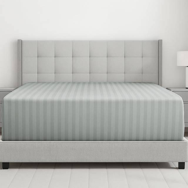 100% Microfiber Stripe 40Cm Extra Deep Fitted Sheet - Grey (Double (4&#39;6))