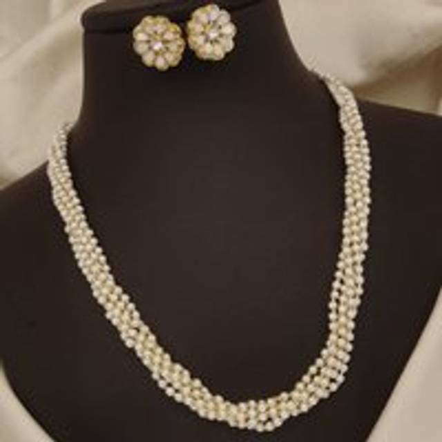 Small White Multi-strand Pearl Wedding Statement Necklace and Earring Set - One Size