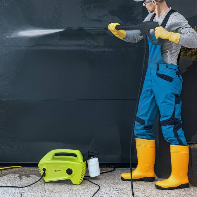 Outsunny 1600W Power Washer 130 Bar Pressure Washer 6M Hose, Nozzle, Green, Green