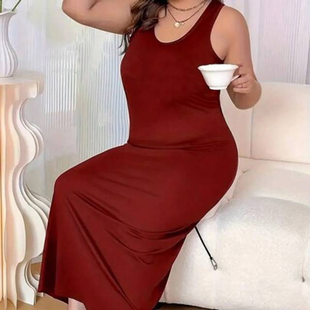 SHEIN 1pc Women Plus Size Elegant Maxi Sleepshirt Dress, Solid Color Round Neck Comfortable Adjustable Strap Loose Casual Nightgown