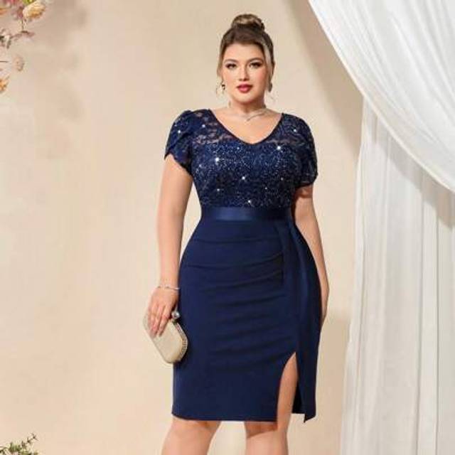 SHEIN Plus Size V-Neck Sequin Floral Lace Petal Sleeve Contrast Ruched Split Thigh Hem Cocktail Party Bodycon Dress, Semi Formal Wedding Guest Dress, For Bi