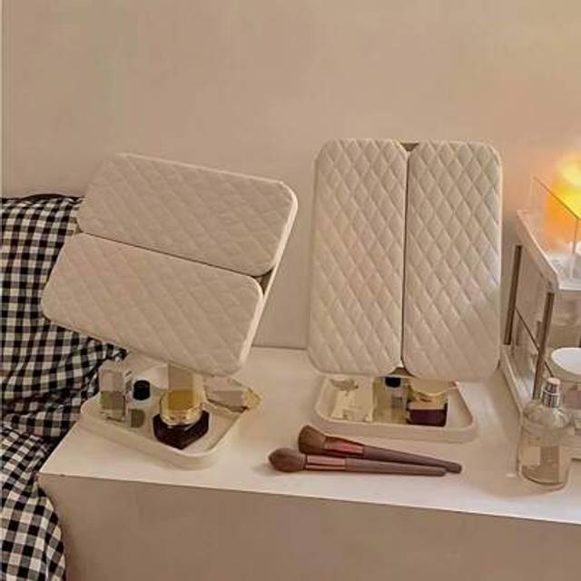 SHEIN 1pc LED Makeup Mirror With Faux Leather Stand And Rechargeable Battery, Smart Touch Control, Foldable, Cartoon Theme, Polished Surface, Plastic Frame,