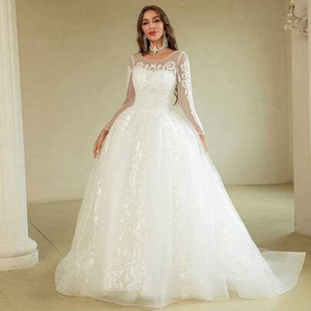 SHEIN Elegant Heavy Lace Long Sleeve Bridal Party Gown With Sequins, Lace Wedding Dress With Train