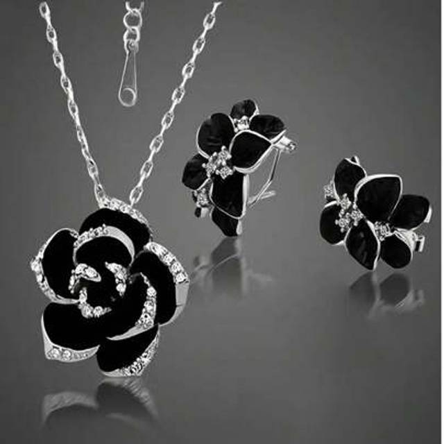 SHEIN 3pcs/Set Fashion Elegant Black Rose Flower Jewelry Set (Earrings & Necklace), Wedding Party Bride Accessories
