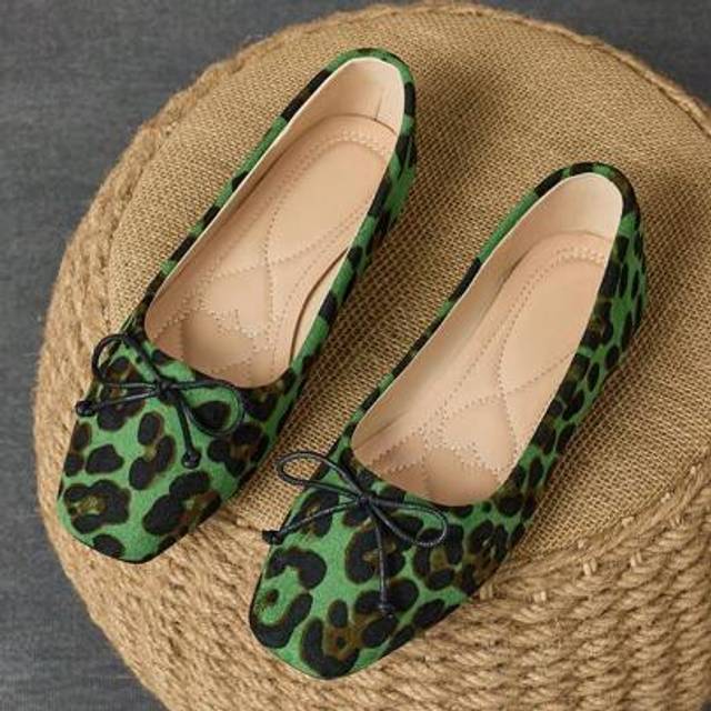SHEIN Women Fashion Flat Vintage Square Toe Leopard Print Red, Brown, Gray Casual Flats With Bow Decor Valentines