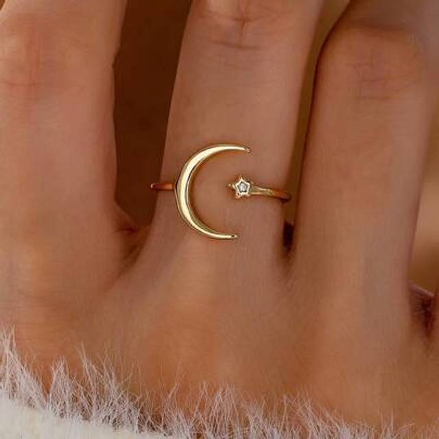 SHEIN 1 Pc Golden Color Cooper Zirconia Star Moon Design Ring Adjustable Free Size Ring For Women