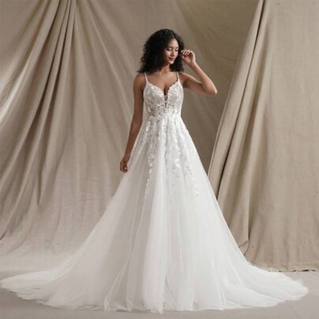SHEIN Women&#39;s Floral Embroidered Mesh Maxi Elegant Bridesmaid Dress Wedding Bridal Dress