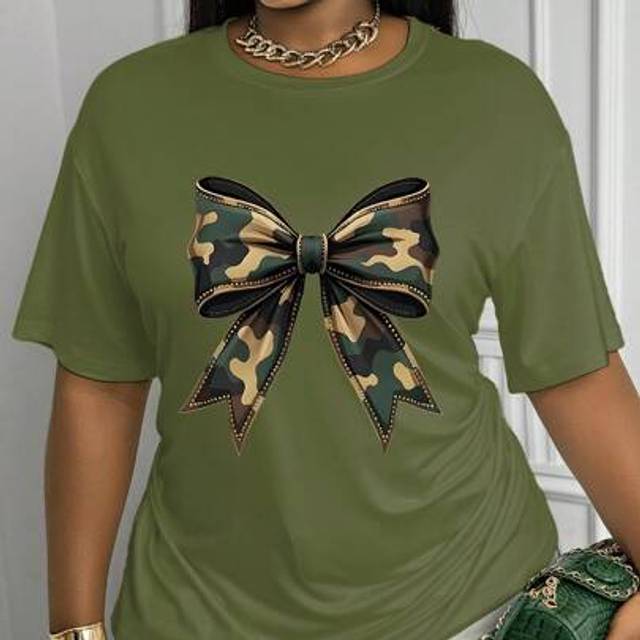 SHEIN Plus Size Ladies Camouflage Bow Pattern Short Sleeve T-Shirt, Spring And Summer Casual Top, Green Fashion Color Pattern, Casual Fashion Style T-Shirt,