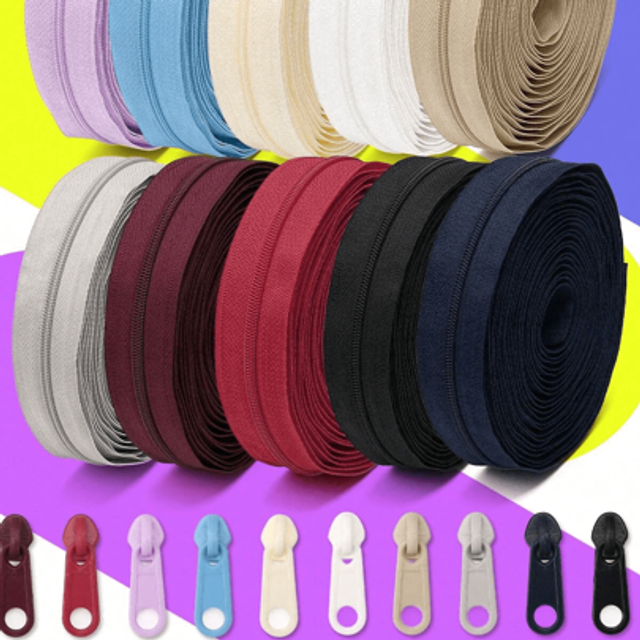 SHEIN 1 Set = 4.5m Zipper + 10pcs Plastic Zipper Pulls, Colorful Nylon #3 Zipper With 10pcs Matching Plastic Zipper Pulls, 1set/5sets, For Apparel, Textile,