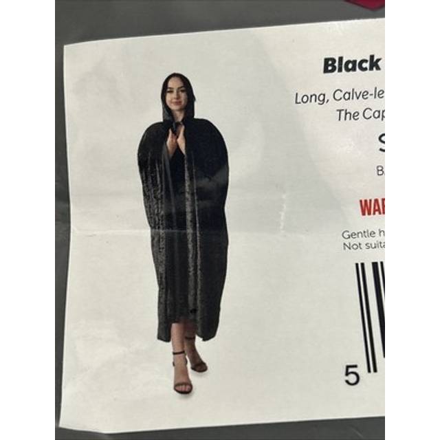 Adults Black Hooded Velour Cape, One Size -