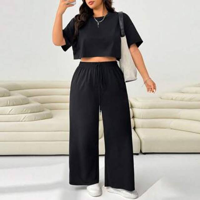 SHEIN 2pcs Plus Size Women&#39;s Summer Solid Color Cropped T-Shirt And Pants Set,Vacation,European Summer,Streetwear,Beach,Two Piece Set Women,School,Brunch,Vi
