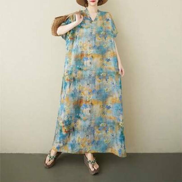 SHEIN A Dress, Elegant And Breathable Dress, Women&#39;s Leisure Holiday Beach Dress, 2025 Summer Elderly Mother Dress V-Neck Cover Extra Wide Bohemian Dress To