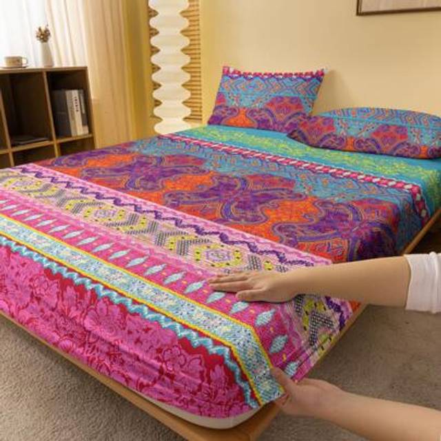 SHEIN A Fashionable Bohemian Style Printed Brushed Fitted Sheet Bed Cover, Skin-friendly Breathable Bed Cover Dust Cover, Men&#39;s And Women&#39;s Dormitory Bed Be
