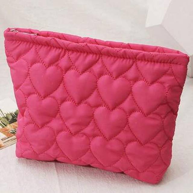 SHEIN 1 Piece Quilted Heart Shaped Clutch Makeup Bag With Removable Insert Makeup Pouch Skincare Bag Toiletry Bag Large Capacity Cosmetic Case For Lipstick,