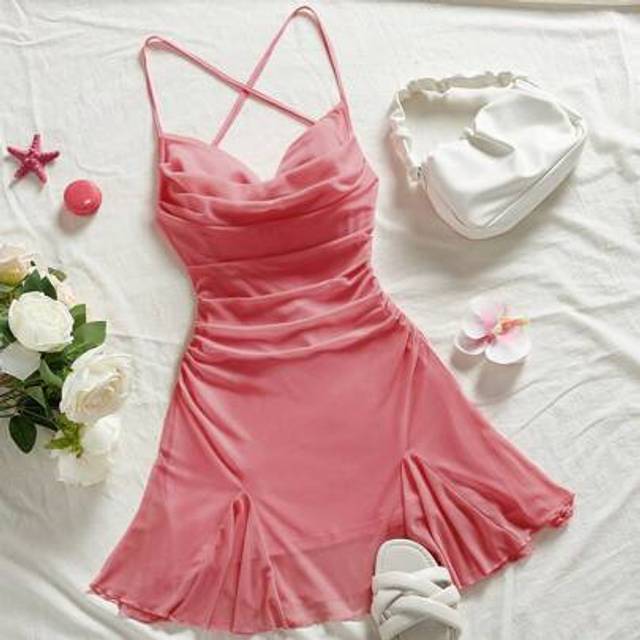 SHEIN Women&#39;s Vacation Spaghetti Strap Mini Dress, Plunging Neckline, Backless, Bowknot , Fishtail, Sexy Style, Mini Dress, Tea Length, Shopping, Romantic,