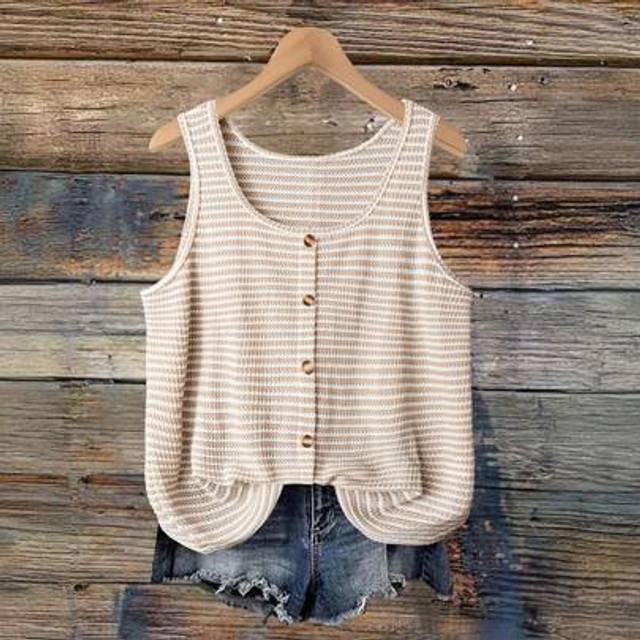 SHEIN Plus Size Women Summer Apricot Striped Button Decor Sleeveless Camisole Beach Outfits For Woman Beach Vacation Outfits Airport Outfit Women Holiday Ou