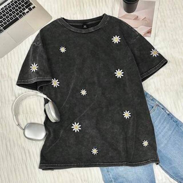 Comfortcana Plus Size Women Floral Embroidery Oversized T-Shirt, Casual For Summer,Holiday Outfits,Graphic Tees,Cute,Vacation,European Summer,Streetwear,Y2K,Count