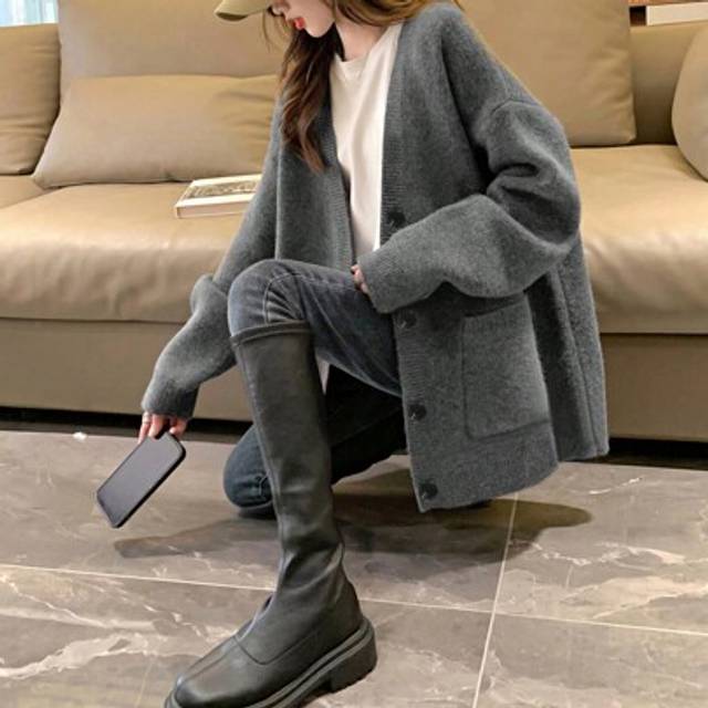 SHEIN Solid Drop Shoulder Oversized Cardigan,Ladies Weekend Late Fall Casual Pocket Drop Shoulder V Neck Loose Grey Plain Women Cardigans,Casual Daily Wear,