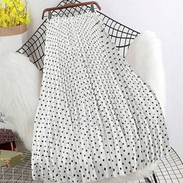 SHEIN Plus Size Satin Polka Dot Print Pleated Skirt