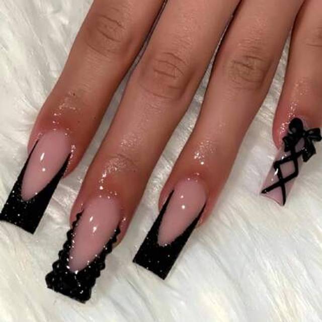 SHEIN 1 Set Of 24pcs Square Shaped Press-On Nails With Black French Tips, Black Rhinestones And Bow Design, Suitable For All Women, For Party, Celebration,