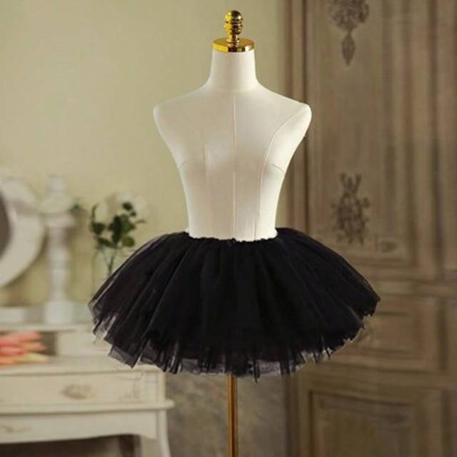 SHEIN 1pc Multi-Layer Asymmetrical Flounced Tulle Skirt, Black/White Minimalist Fashion, Suitable For Parties, Lolita, Street Snap, All Seasons