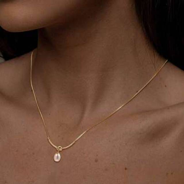 SHEIN S925 Sterling Silver Dainty Knot Pearl Necklaces 14K Gold Plated Elegant Small Tiny Waterdrop Pearl Choker Thin Chain Necklace Jewelry Gift For Women