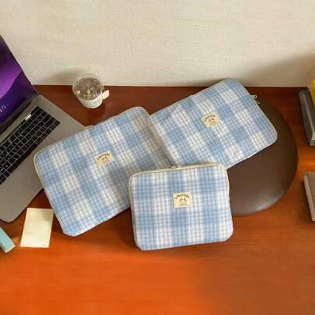 SHEIN 1 Pc Check Pattern Laptop Bag 11 Inch/13 Inch/15 Inch Computer Protection Case File Bag Laptop Sleeve Computer Carrying Case Bag 11 13 15 Inch Portabl