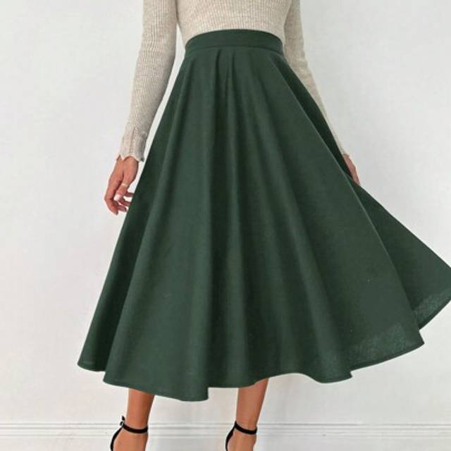 SHEIN Solid Color Pleated A-Line Casual Skirt
