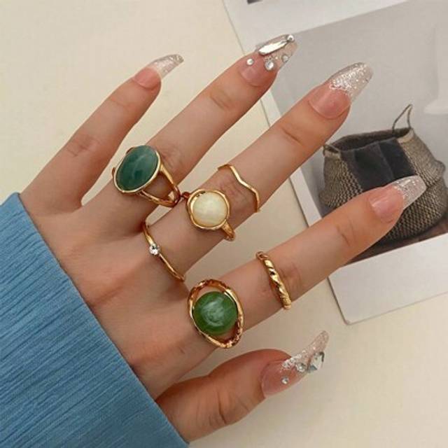 SHEIN 6pcs Vintage Creative Geometric Green Jade Ring Set