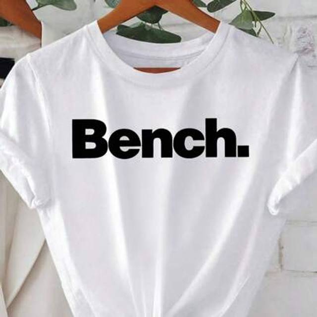 SHEIN 2025 Spring & Summer Casual Modern Bench Women Tee - White With Bold Black &#34;Bench&#34; Graphic, Comfortable Casual Round Neck T-Shirt For Women, Suitable